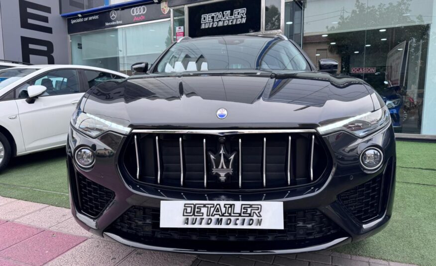 MASERATI LEVANTE 2020