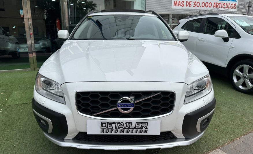 VOLVO XC70 2.4 D5 AWD SUMMUM AUTO