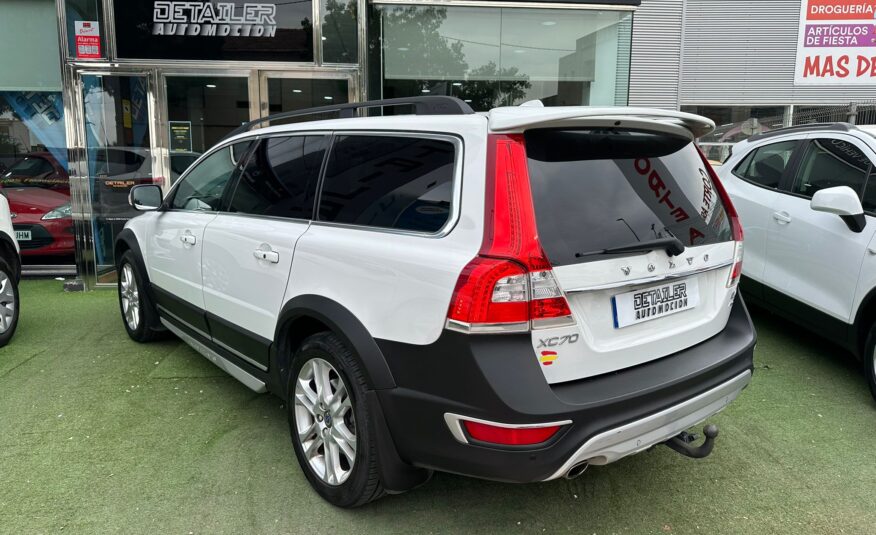 VOLVO XC70 2.4 D5 AWD SUMMUM AUTO