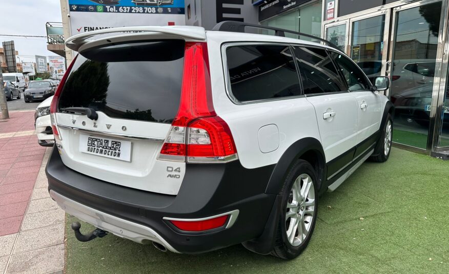 VOLVO XC70 2.4 D5 AWD SUMMUM AUTO