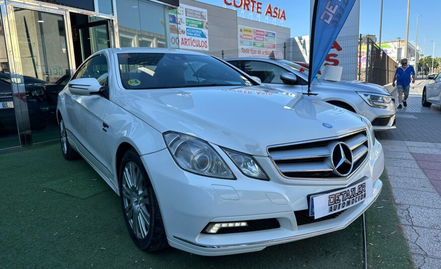 MERCEDES-BENZ CLASE E COUPE