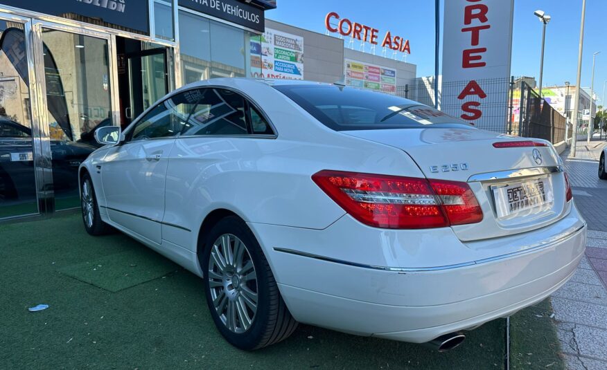 MERCEDES-BENZ CLASE E COUPE