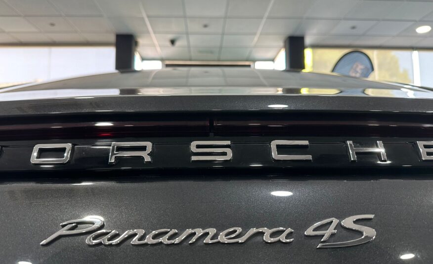 PORSCHE PANAMERA 4S DIESEL