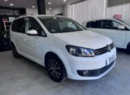 VOLKSWAGEN Touran 2016