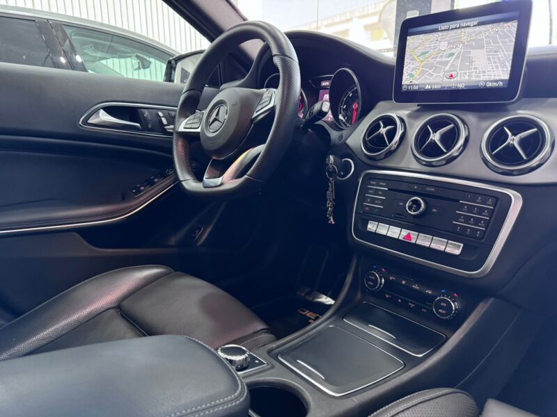 MERCEDES-BENZ Clase GLA GLA 220 d