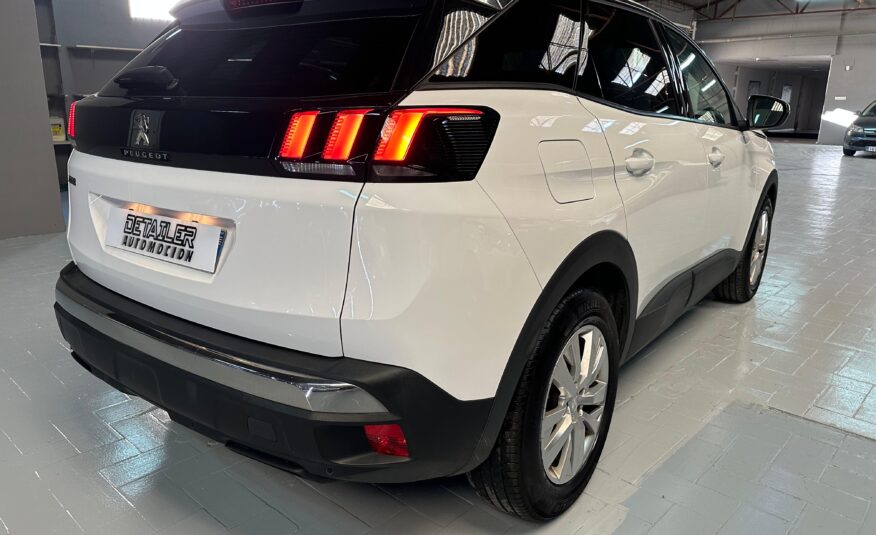 PEUGEOT 3008 2019