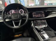 AUDI Q8 2021