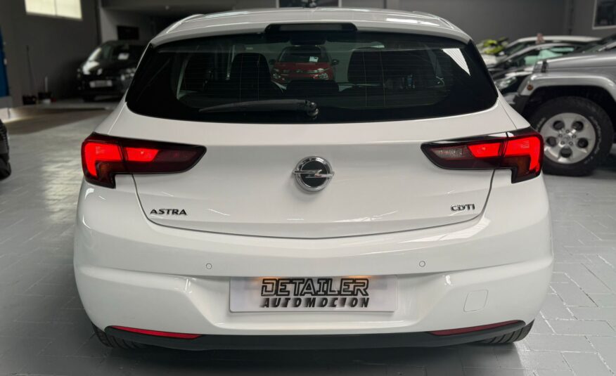 OPEL ASTRA 2019