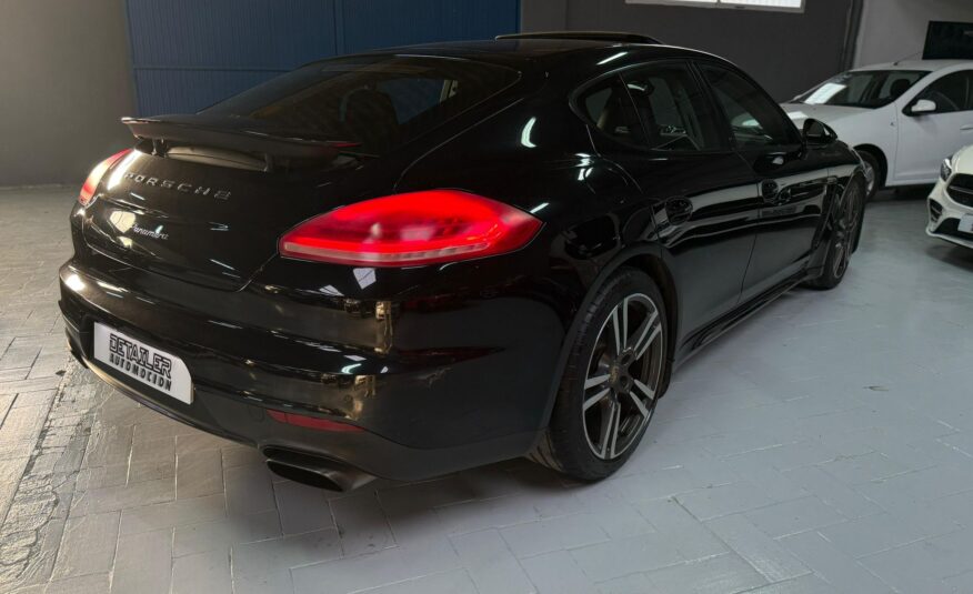 PORSCHE PANAMERA 2014