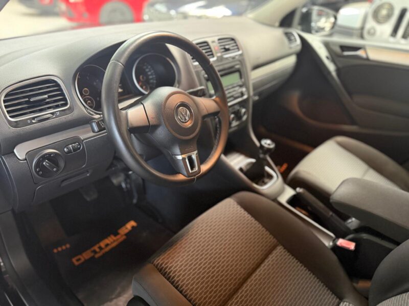 VOLKSWAGEN GOLF 2012