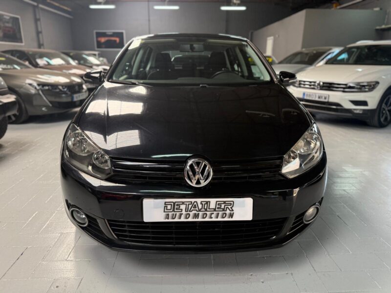 VOLKSWAGEN GOLF 2012