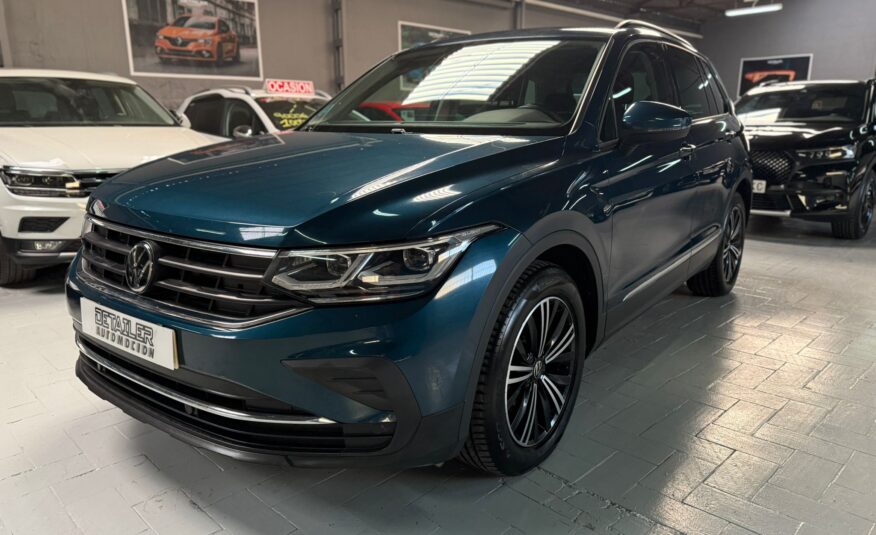 VOLKSWAGEN TIGUAN 2022