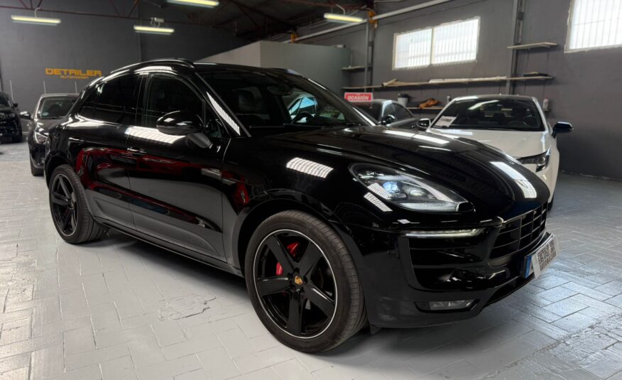 PORSCHE Macan GTS