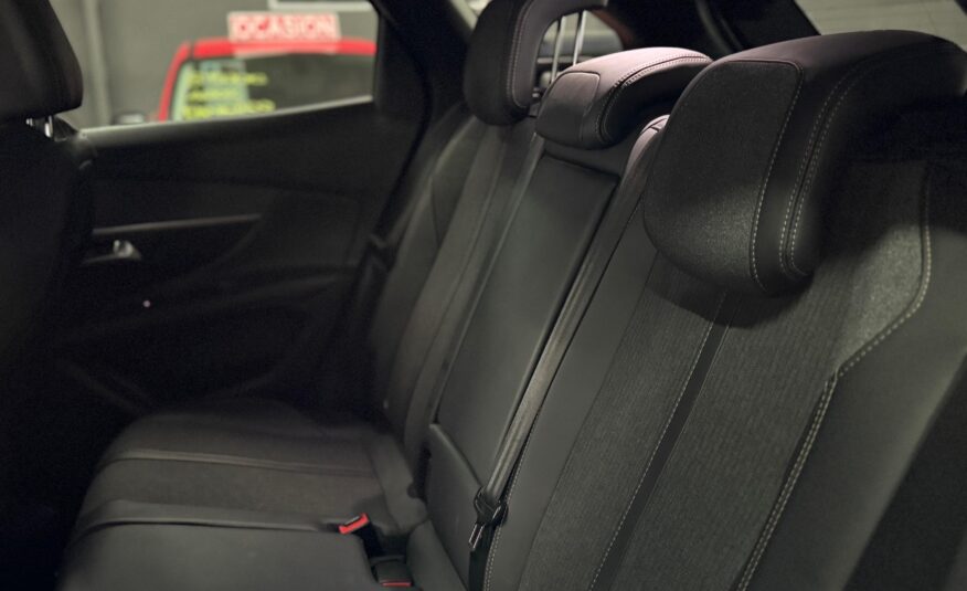 PEUGEOT 3008 GT LINE