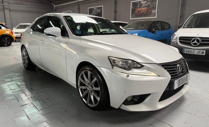 LEXUX IS SEDAN
