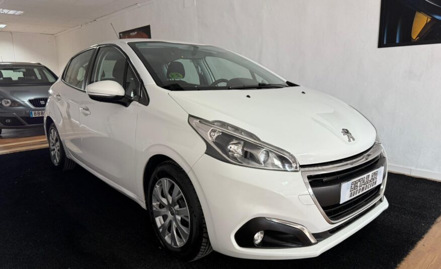 PEUGEOT 208 2018