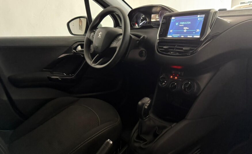 PEUGEOT 208 2018
