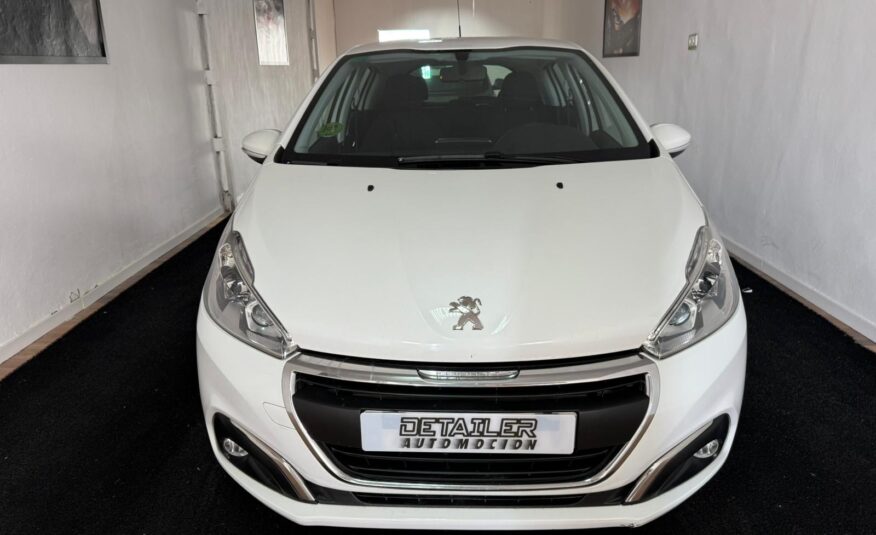 PEUGEOT 208 2018