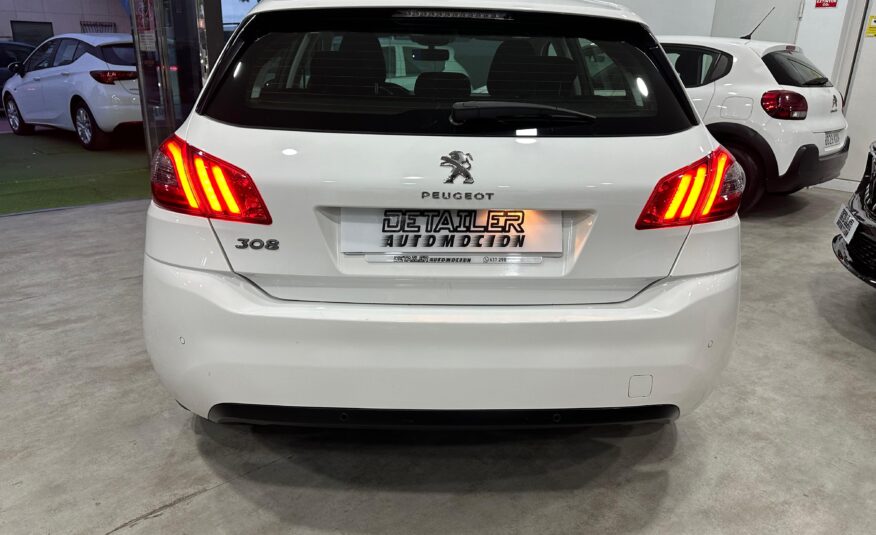 PEUGEOT 308 2018