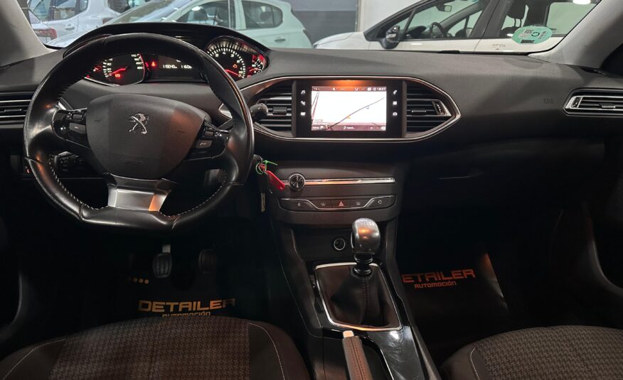 PEUGEOT 308 2018