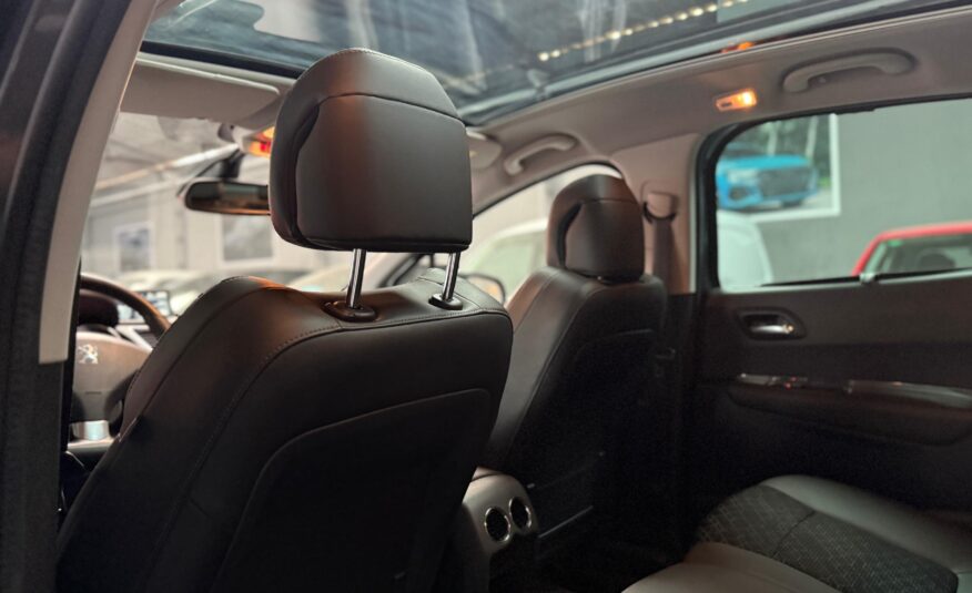 PEUGEOT 3008 2016