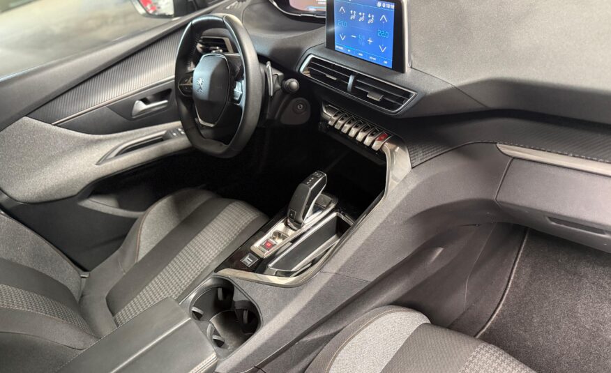 PEUGEOT 3008 2020