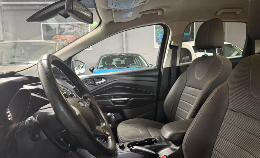 FORD KUGA 1.5