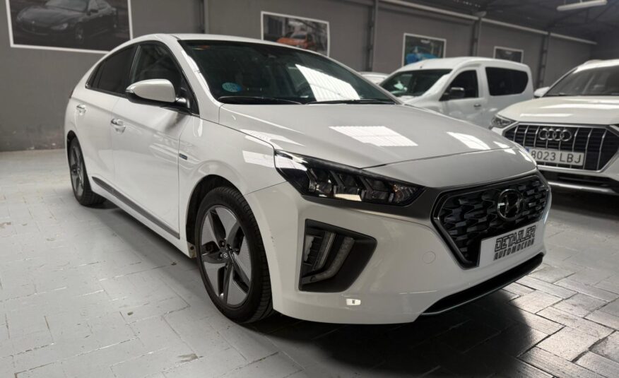 HYUNDAI IONIQ HYBRID
