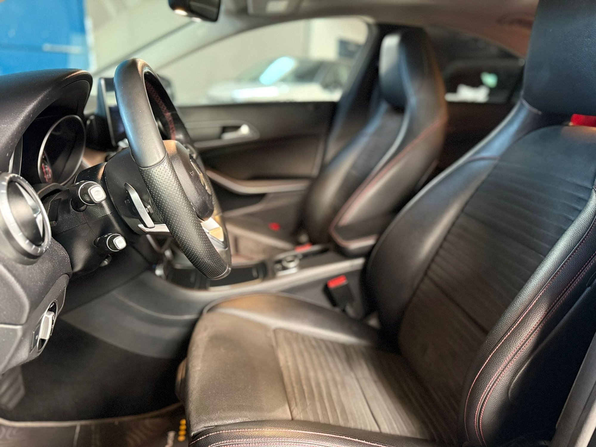 MERCEDES-BENZ Clase CLA 220 d