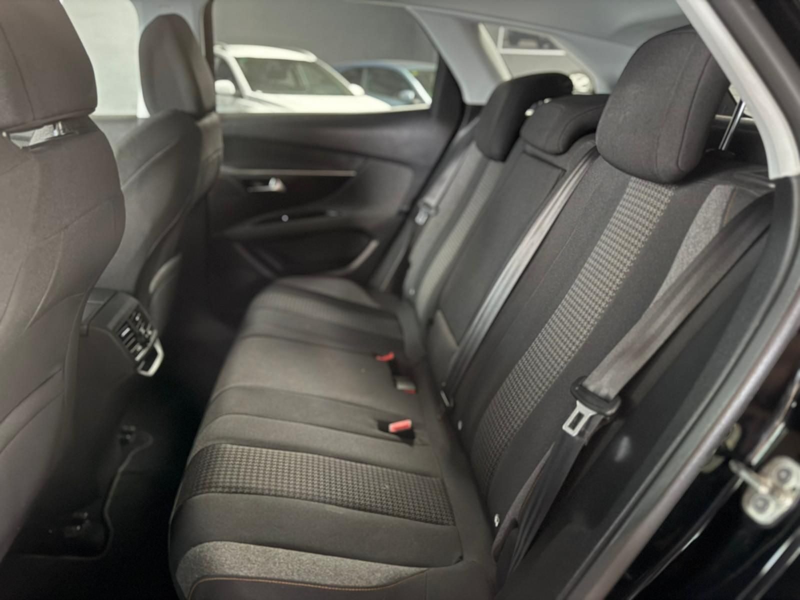 PEUGEOT 3008 1.5 BlueHDi 96kW (130CV) S&S Allure Pack