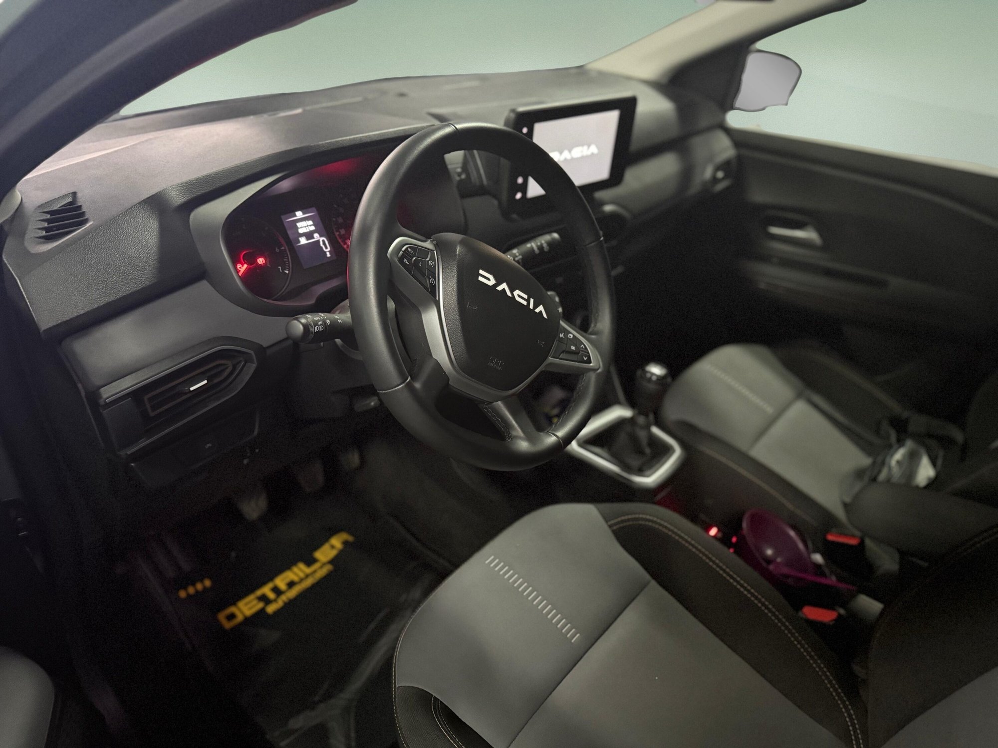 DACIA Jogger Expression TCe 81kW (110CV) 5 plazas