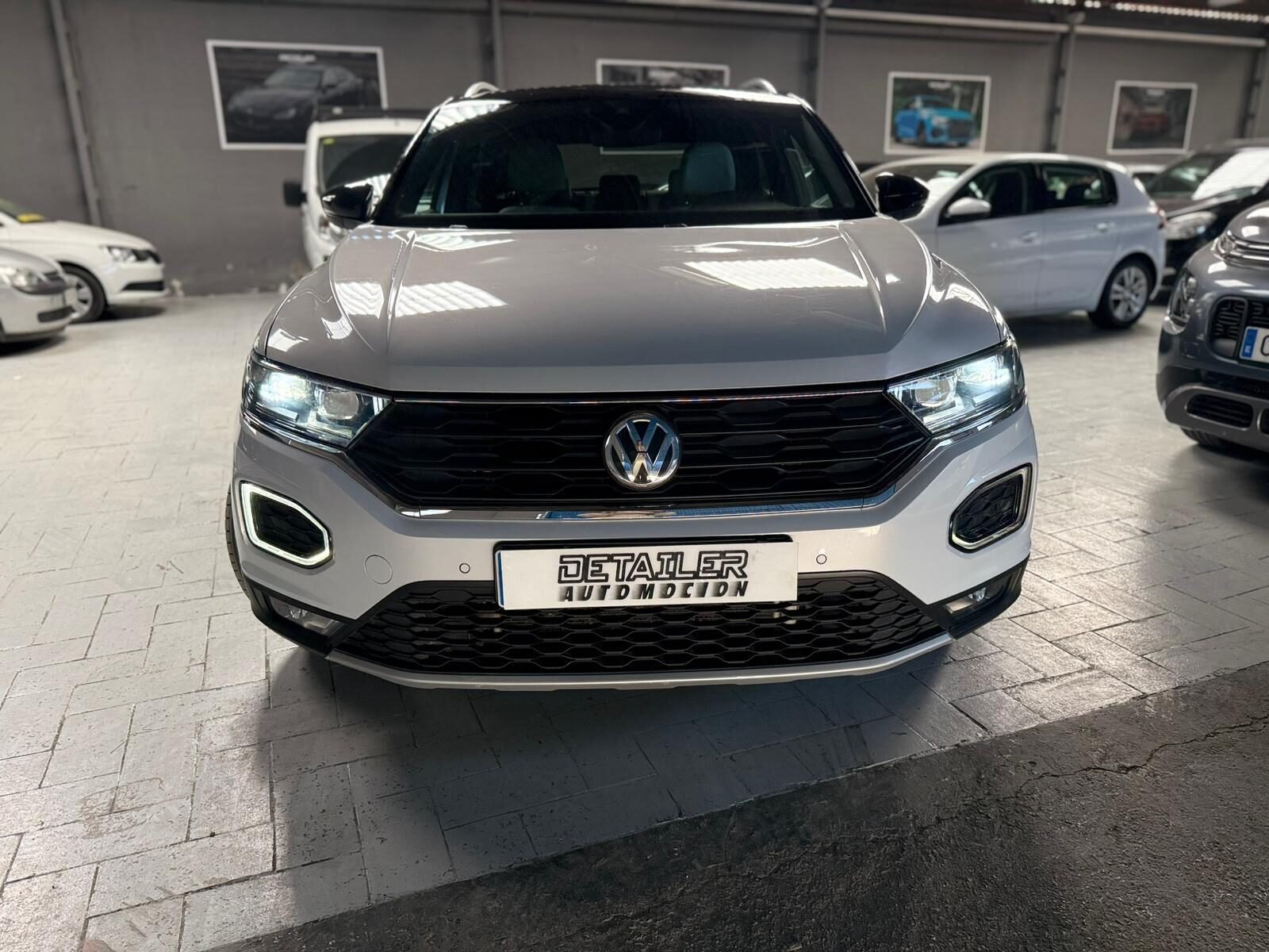 VOLKSWAGEN T-ROC 2.0