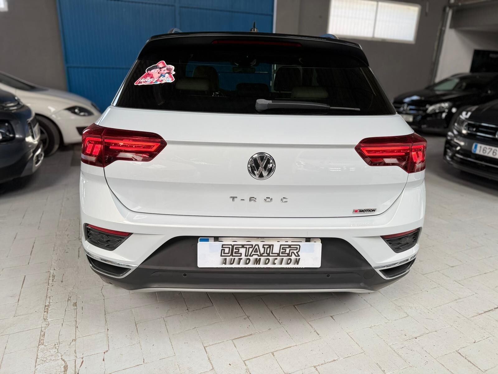 VOLKSWAGEN T-ROC 2.0