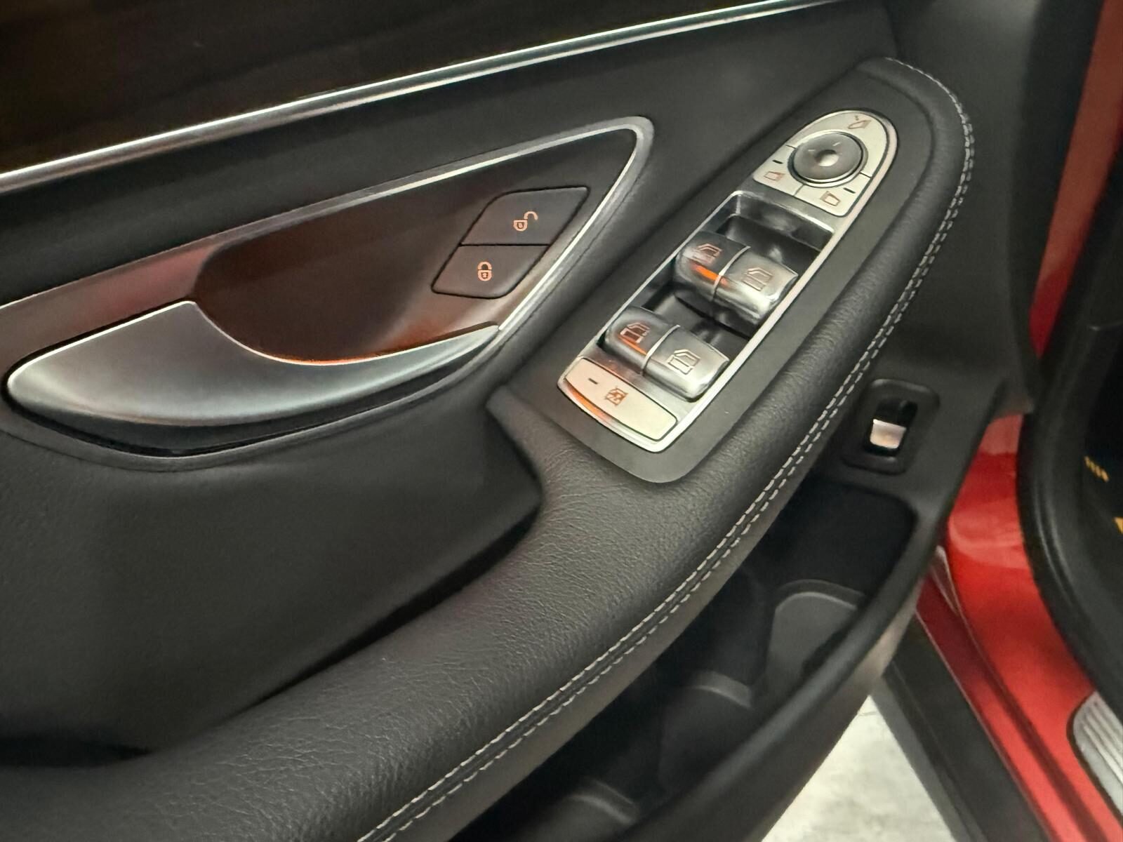 MERCEDES-BENZ GLC COUPE 220D