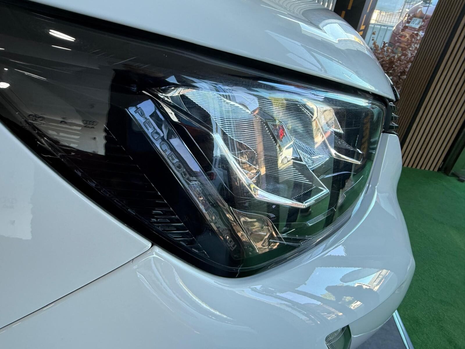 PEUGEOT 2008 1.2 PureTech