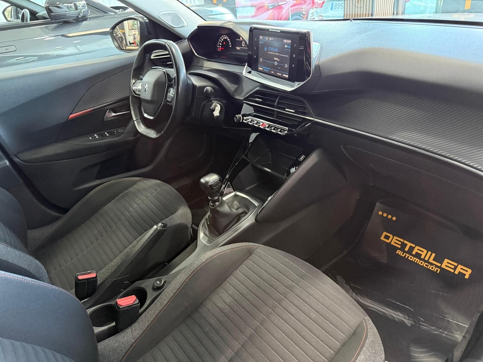 PEUGEOT 2008 1.2 PureTech