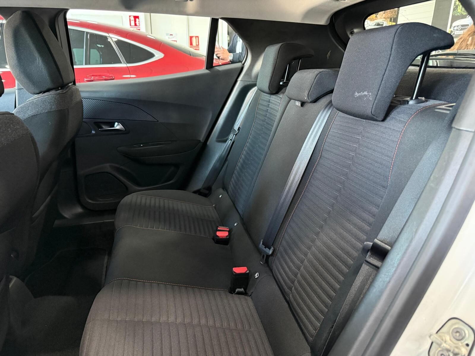 PEUGEOT 2008 1.2 PureTech