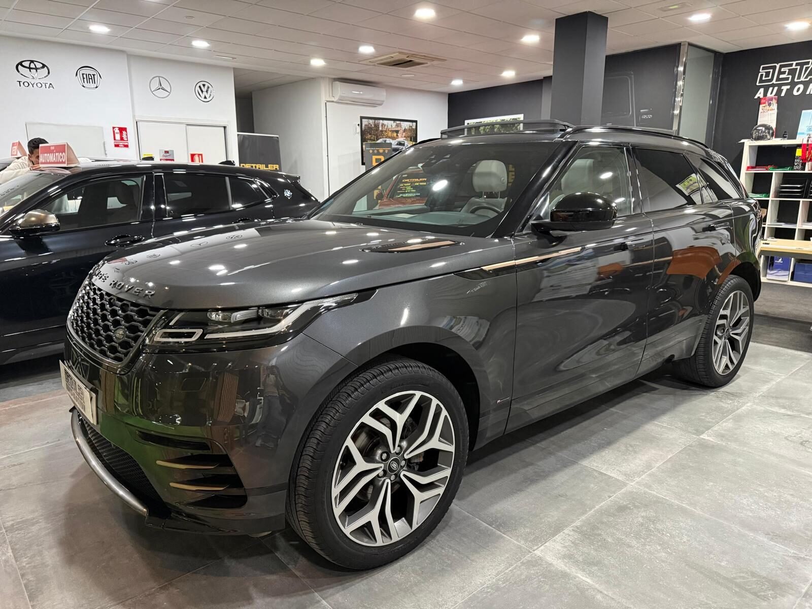 LAND-ROVER VELAR 2.0 R-DINAMIC