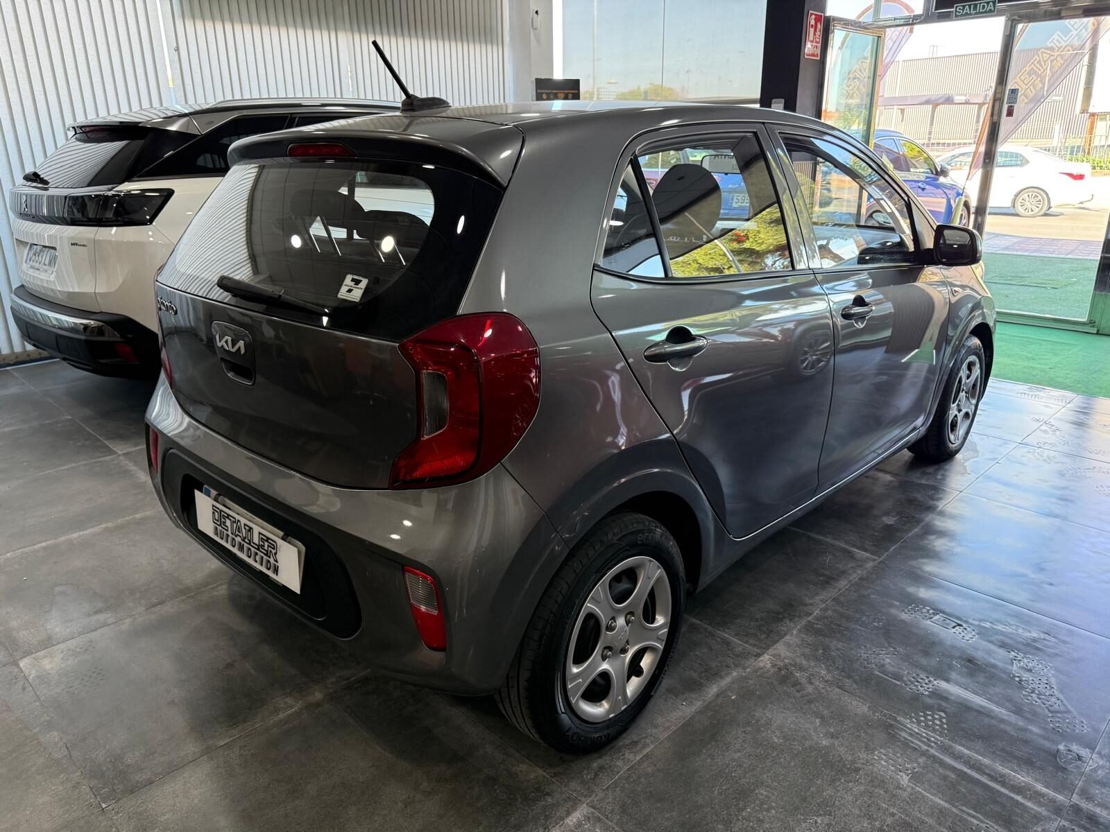 KIA Picanto 1.0