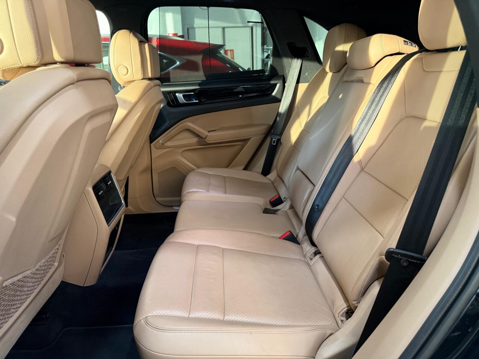 PORSCHE Cayenne EHYBRID