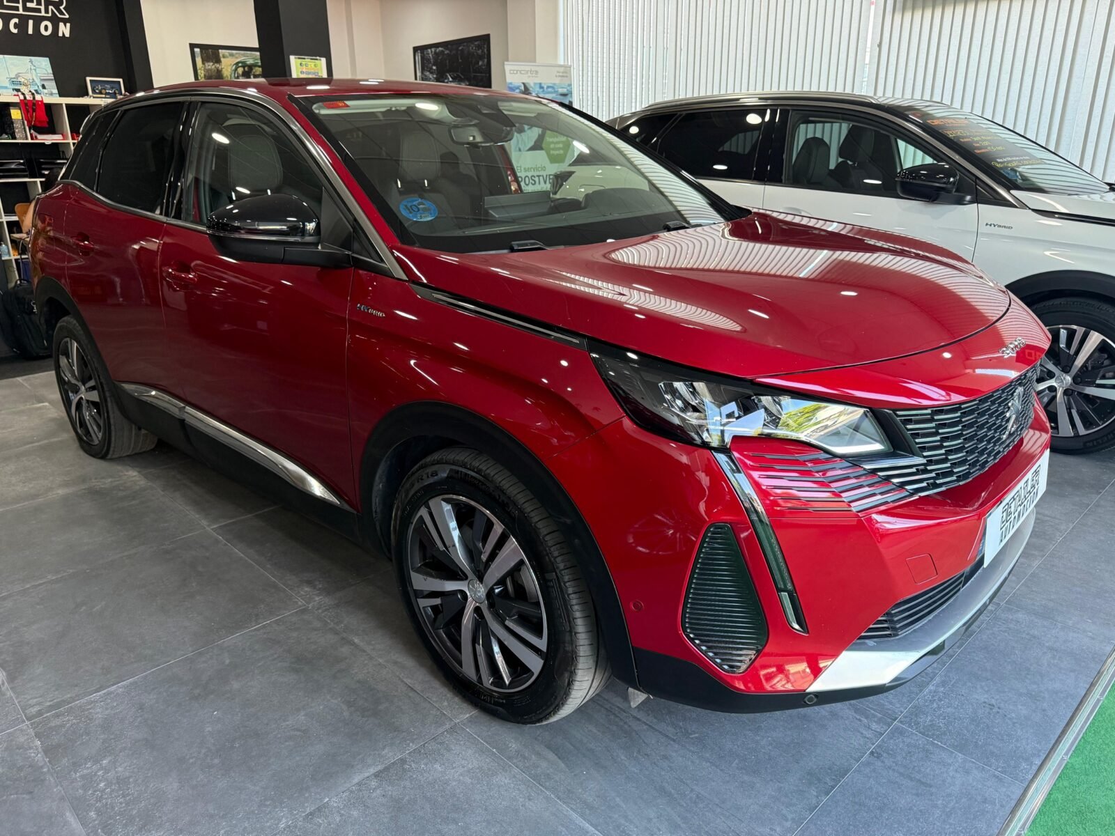 PEUGEOT 3008 1.6 Hybrid