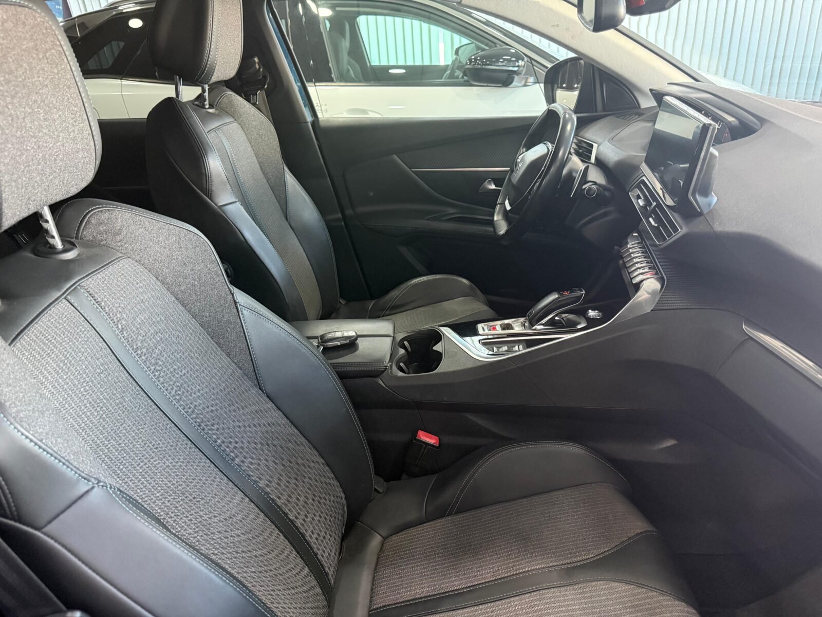 PEUGEOT 3008 1.6 ALLURE PACK