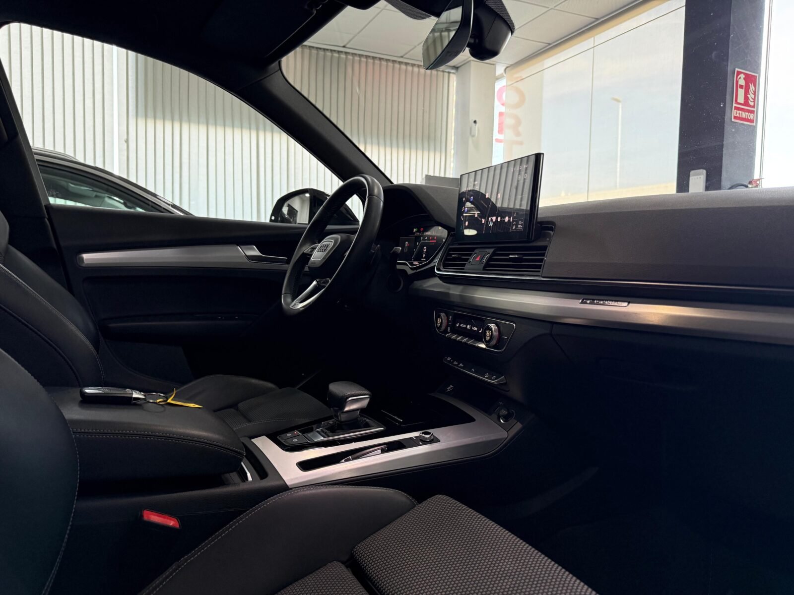 AUDI Q5 2.0 TDI S LINE