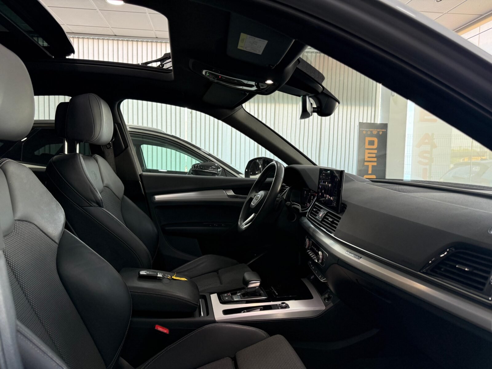 AUDI Q5 2.0 TDI S LINE
