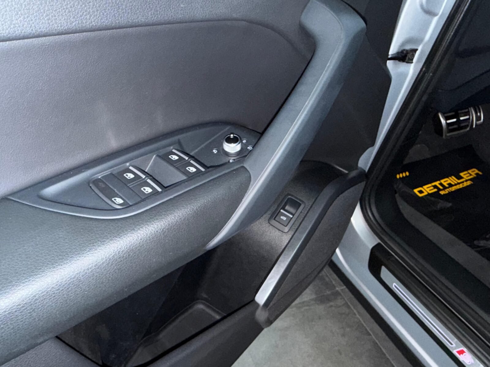 AUDI Q5 2.0 TDI S LINE