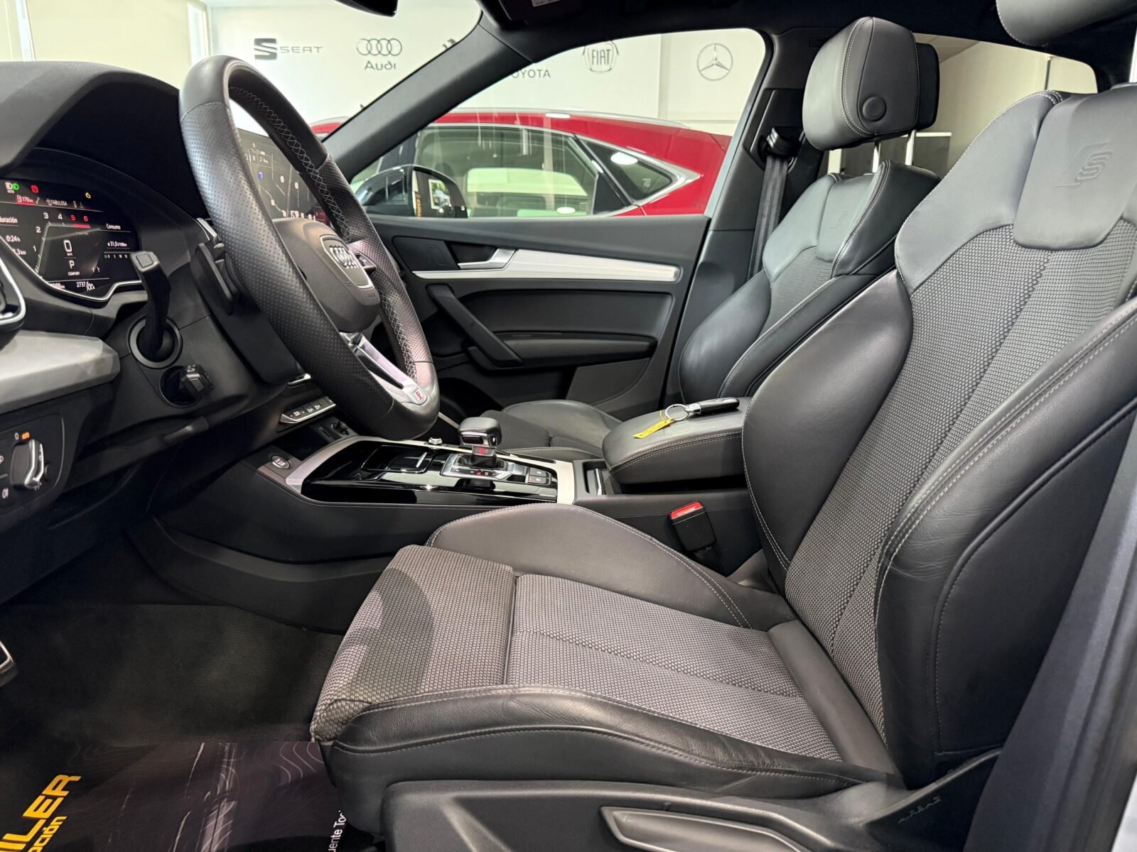 AUDI Q5 2.0 TDI S LINE