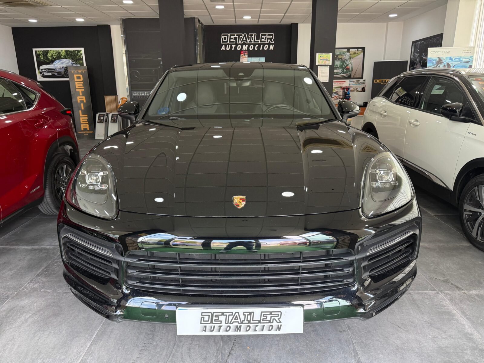PORSCHE E-HYBRID