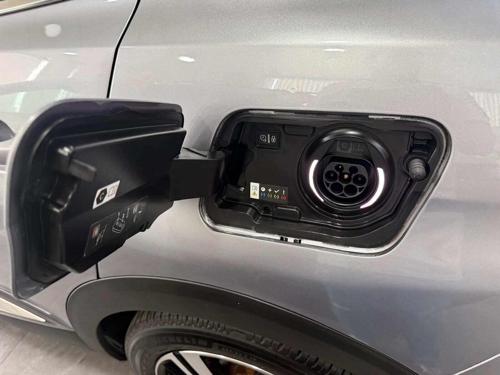 PEUGEOT 3008 GT