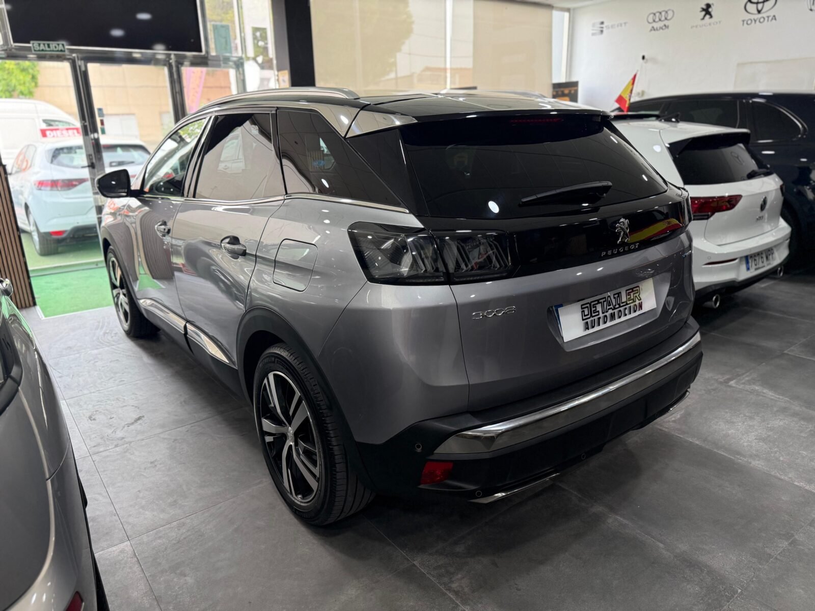 PEUGEOT 3008 HYBRID