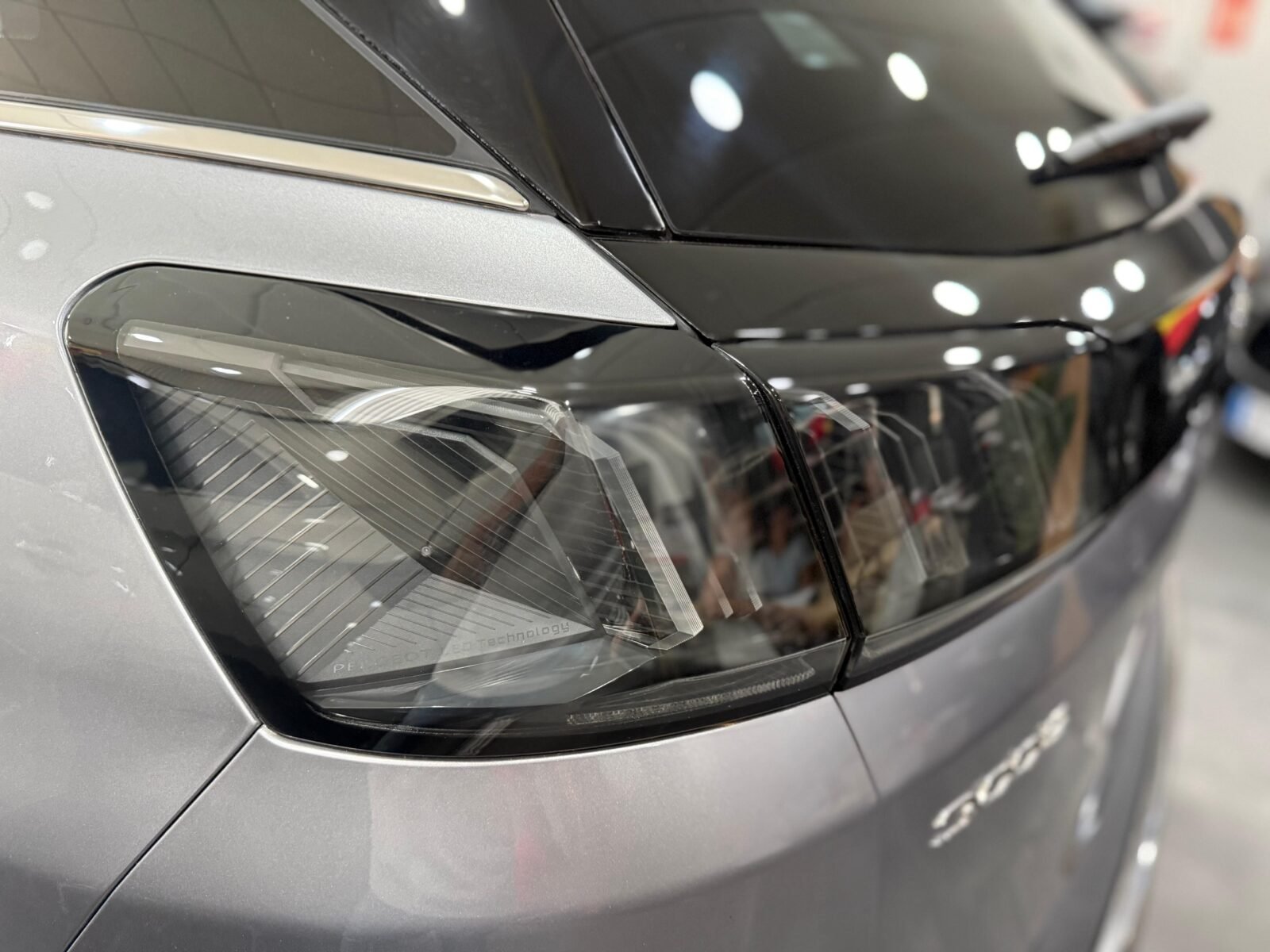 PEUGEOT 3008 HYBRID